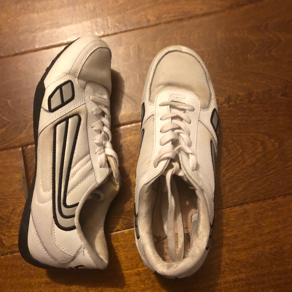LA Gear Running Shoes